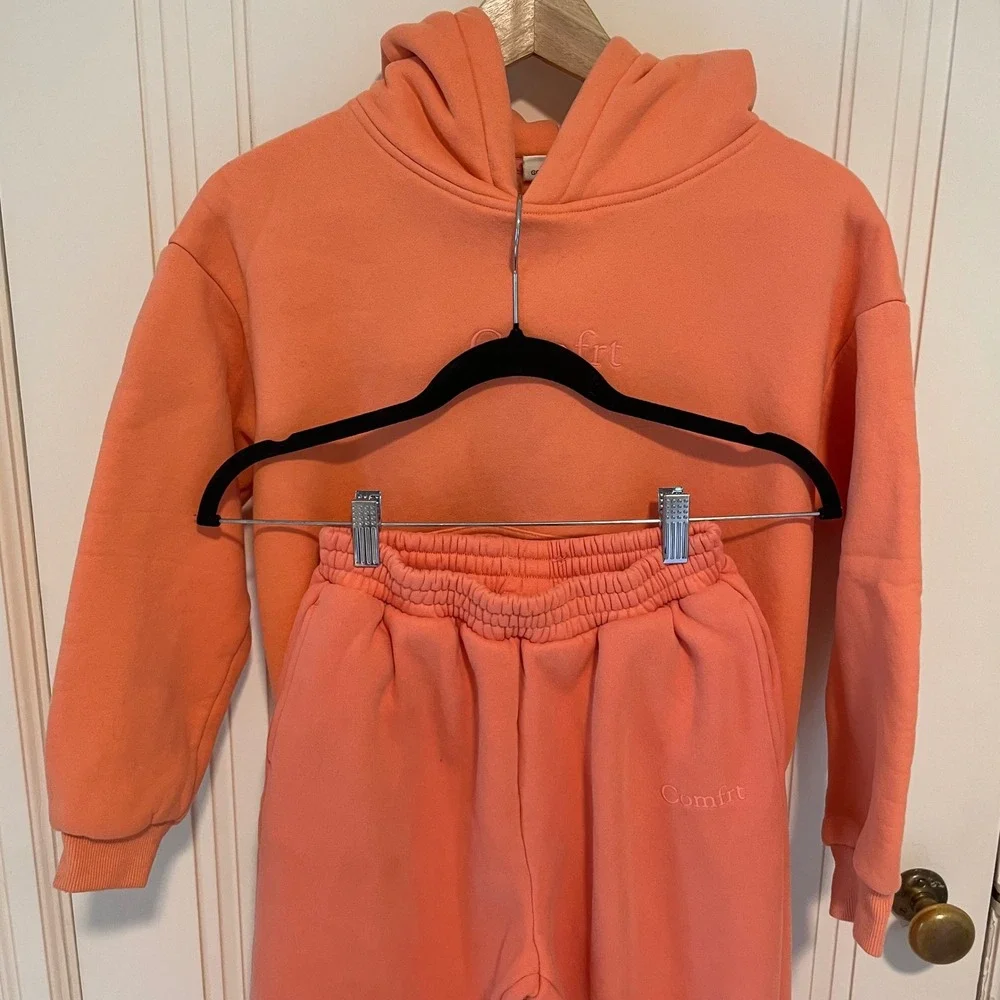 Comfrt Kids Hoodie and Joggers Matching Set Coral Peach Fleece Sweat Set Large